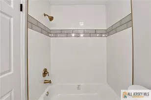 4 James Madison Ct, Monroe Township, NJ 08831 - Photo 11