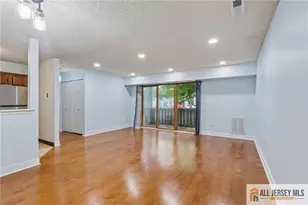 2303 Aspen Dr, Plainsboro Township, NJ 08536 - Photo 5