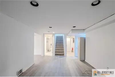 9 Haven Terrace, , NJ 08859 - Photo 17