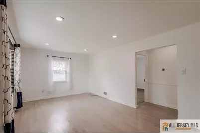 9 Haven Terrace, , NJ 08859 - Photo 5