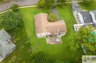 32 Lebed Dr, Franklin Township, NJ 08873 - Photo 29