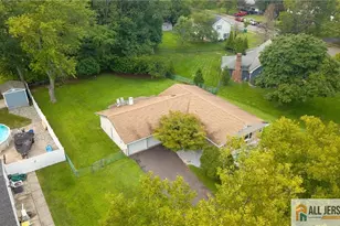 32 Lebed Dr, Franklin Township, NJ 08873 - Photo 25