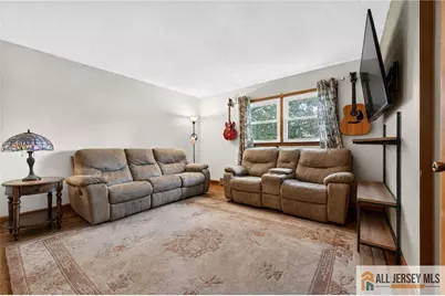 20 Thompson Avenue, Fords, NJ 08863 - Photo 15
