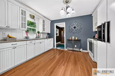 20 Thompson Avenue, Fords, NJ 08863 - Photo 11