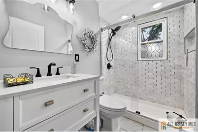 20 Thompson Avenue, Fords, NJ 08863 - Photo 17