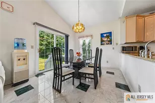 2 Chamberlin Ct, Cranbury Township, NJ 08512 - Photo 15