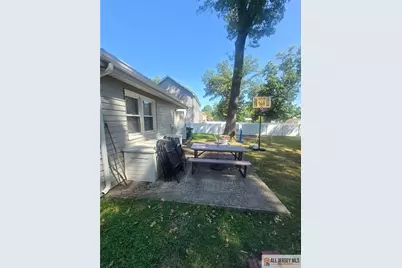 30 Caswell Avenue, Fords, NJ 08863 - Photo 3