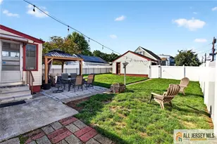 324 Green St, Woodbridge Township, NJ 07095 - Photo 25