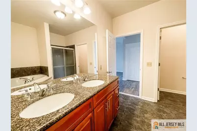 105 Regency Place, Woodbridge Township, NJ 07095 - Photo 21