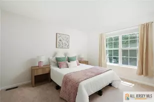 258 Pinelli Dr, Piscataway Township, NJ 08854 - Photo 23