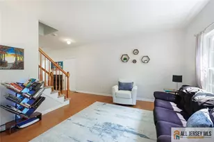 258 Pinelli Dr, Piscataway Township, NJ 08854 - Photo 15