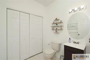 258 Pinelli Dr, Piscataway Township, NJ 08854 - Photo 17
