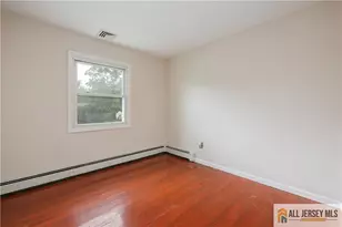 525 Shirley Pkwy, Piscataway Township, NJ 08854 - Photo 27