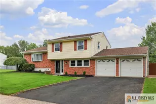 525 Shirley Pkwy, Piscataway Township, NJ 08854 - Photo 3
