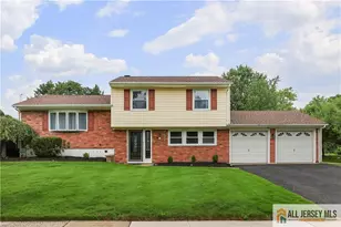525 Shirley Pkwy, Piscataway Township, NJ 08854 - Photo 1