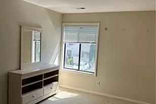 8 Avon Dr, East Windsor Township, NJ 08520 - Photo 11