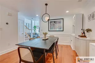 403 Somerset Ct, South Brunswick Township, NJ 08540 - Photo 7
