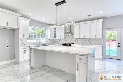 108 Jersey Avenue, Edison, NJ 08820 - Photo 15