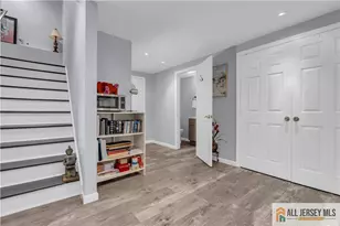 10 Biesiada Ct, Sayreville, NJ 08859 - Photo 35