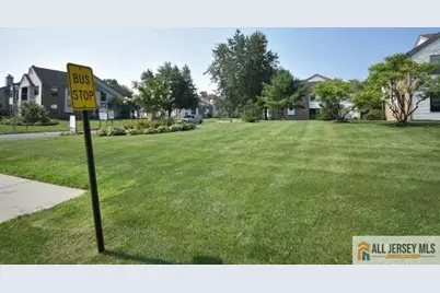510 Sunshine Court, Sayreville, NJ 08859 - Photo 17
