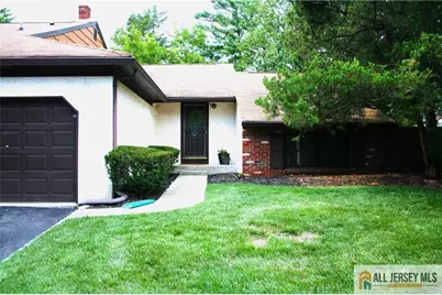 3 Piccadilly Circus #103, Sayreville, NJ 08872 - Photo 1