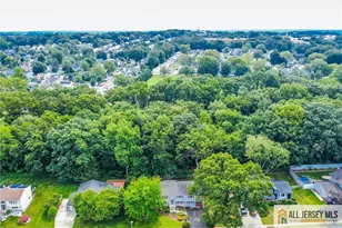 18 Kierst St, Sayreville, NJ 08859 - Photo 31