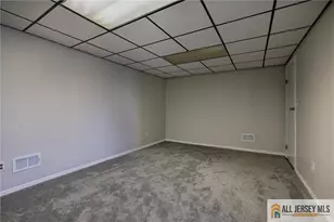 18 Kierst St, Sayreville, NJ 08859 - Photo 23