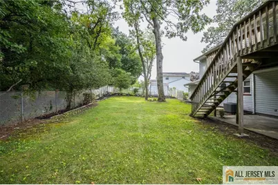 18 Kierst Street, Sayreville, NJ 08859 - Photo 27
