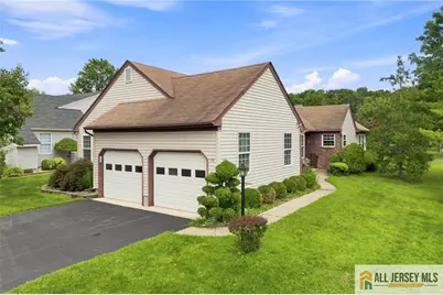 181 Concordia Circle, Monroe Township, NJ 08831 - Photo 3