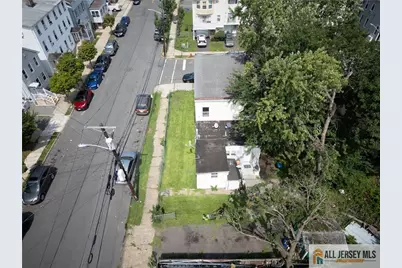 88 Hassart Street, New Brunswick, NJ 08901 - Photo 27