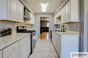 10 Quincy Cir, South Brunswick Township, NJ 08810 - Photo 11