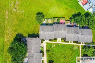 10 Quincy Cir, South Brunswick Township, NJ 08810 - Photo 5