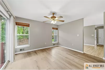 24 Parkside Drive, Jamesburg, NJ 08831 - Photo 11