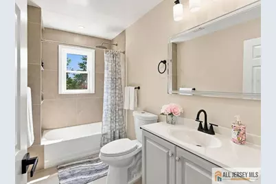 13 Glencourt Avenue, Edison, NJ 08837 - Photo 23