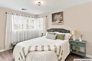 13 Glencourt Ave, Edison, NJ 08837 - Photo 21
