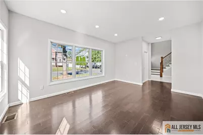 7 Mount Pleasant Avenue, Edison, NJ 08820 - Photo 5