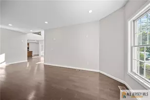 7 Mt Pleasant Ave, Edison, NJ 08820 - Photo 13