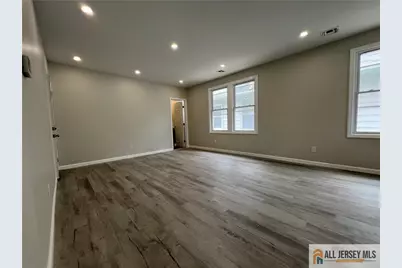 588 Livingston Avenue #2B, North Brunswick Township, NJ 08902 - Photo 17