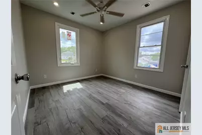 588 Livingston Avenue #2B, North Brunswick Township, NJ 08902 - Photo 15