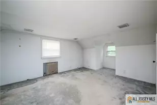 110 Amherst Ave, Colonia, NJ 07067 - Photo 27