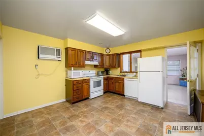 110 Amherst Avenue, Colonia, NJ 07067 - Photo 17