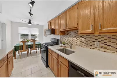 18 Estate Road, Hillsborough Township, NJ 08844 - Photo 15