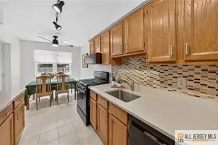18 Estate Rd, Hillsborough Township, NJ 08844 - Photo 15