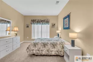 446 Bluebird Dr, Monroe Township, NJ 08831 - Photo 21