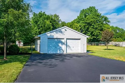 39 Kendall Road, South Brunswick Township, NJ 08824 - Photo 31