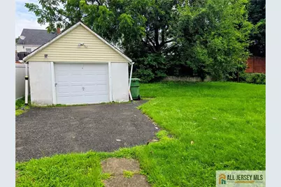 118 Standiford Avenue, Sayreville, NJ 08872 - Photo 3