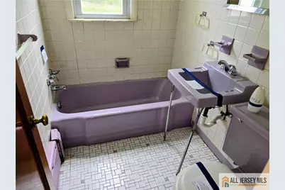 118 Standiford Avenue, Sayreville, NJ 08872 - Photo 9