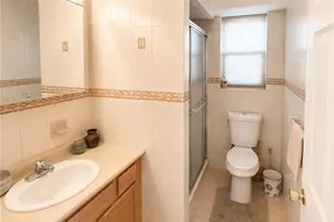 217 Van Buren St, Lyndhurst Township, NJ 07071 - Photo 17