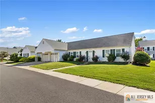 502 Springfield Way, Monroe Township, NJ 08831 - Photo 3