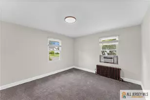226 Bergen St, Hamilton Township, NJ 08610 - Photo 17